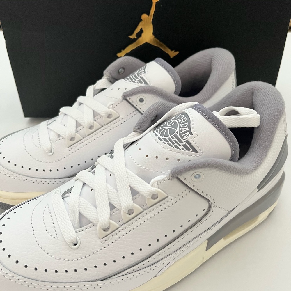 NWT- Jordan 2/3 Boys White and Gray Sneakers- 6.5